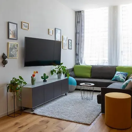 Modern Apartment, 10 Min. Away From Hbf Salzburg