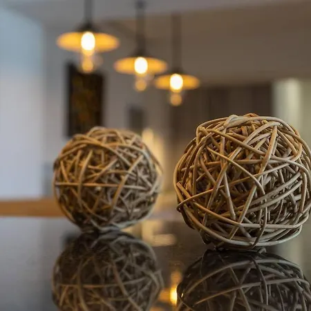 Daire Modern Apartment, 10 Min. Away From Hbf Salzburg