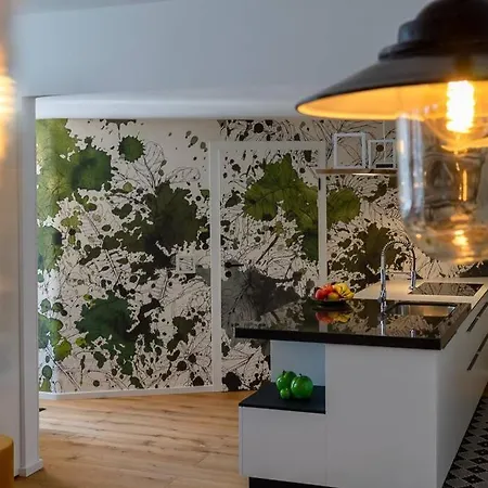 Modern Apartment, 10 Min. Away From Hbf * Salzburg